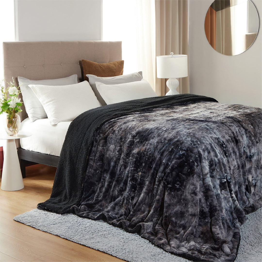 Faux Fur Sherpa Fleece Blanket