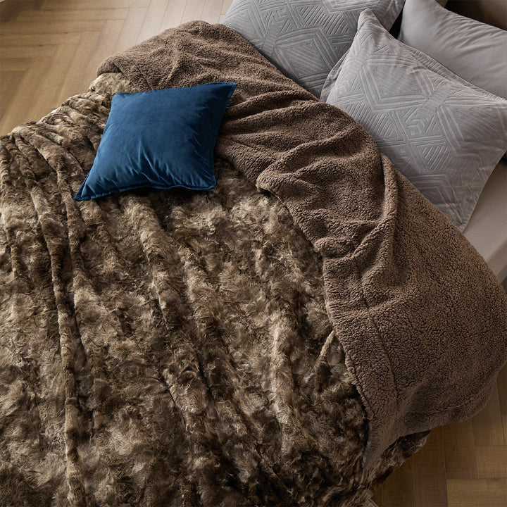 Faux Fur Sherpa Fleece Blanket